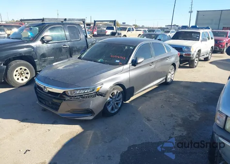 2020 Honda Accord Lx z USA, uszkodzony, nr VIN 1HGCV1F1XLA074255